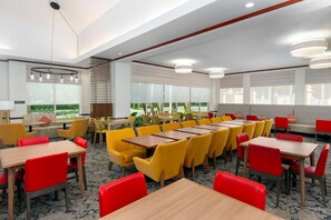 Daily continental breakfast for a fee - Hilton Garden Inn Ft. Lauderdale SW/Miramar (Miramar)