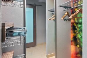 Pillowtop beds, desk, soundproofing, iron/ironing board - Hilton Garden Inn Ft. Lauderdale SW/Miramar (Miramar)