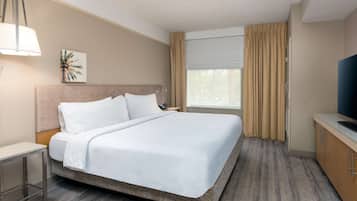 Pillow-top beds, desk, soundproofing, iron/ironing board