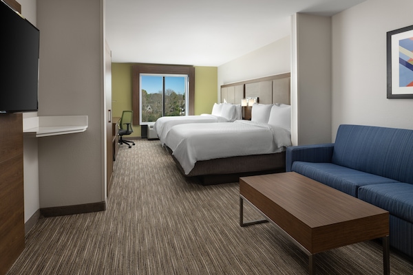 Suite, 2 Queen Beds