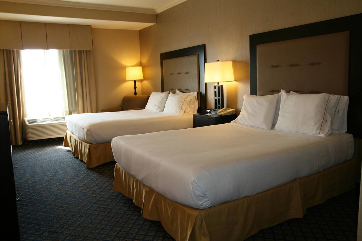 Premium bedding, desk, blackout drapes, iron/ironing board