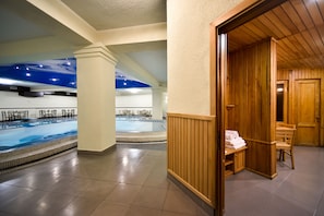 Sauna, Massageanwendungen