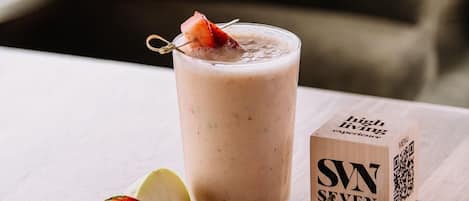 2 nhà hàng, món ăn kiểu Địa Trung Hải