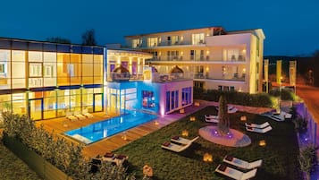 Behandlungsräume für Paare, Sauna, Whirlpool, Dampfbad