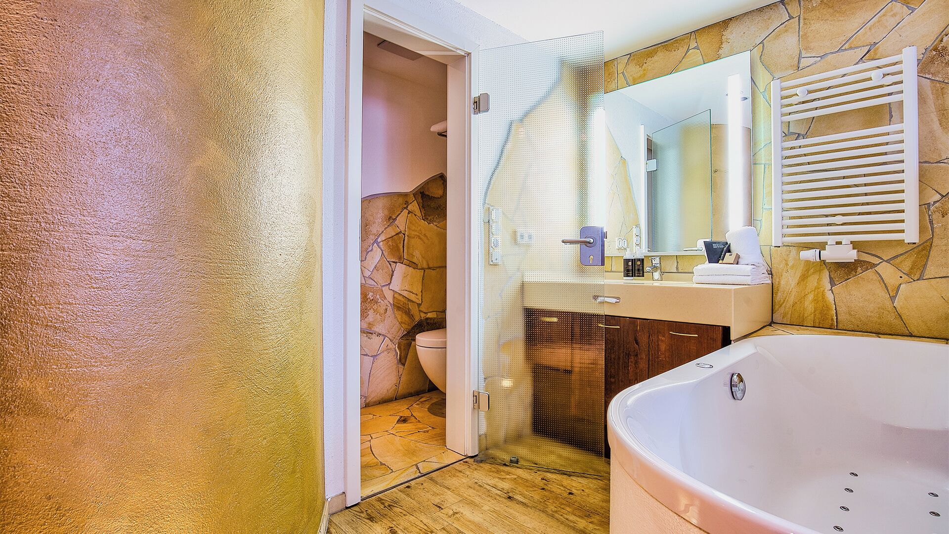 double room, 1 queen bed, non smoking (life) | bathroom | hair dryer, bathrobes, slippers, towels