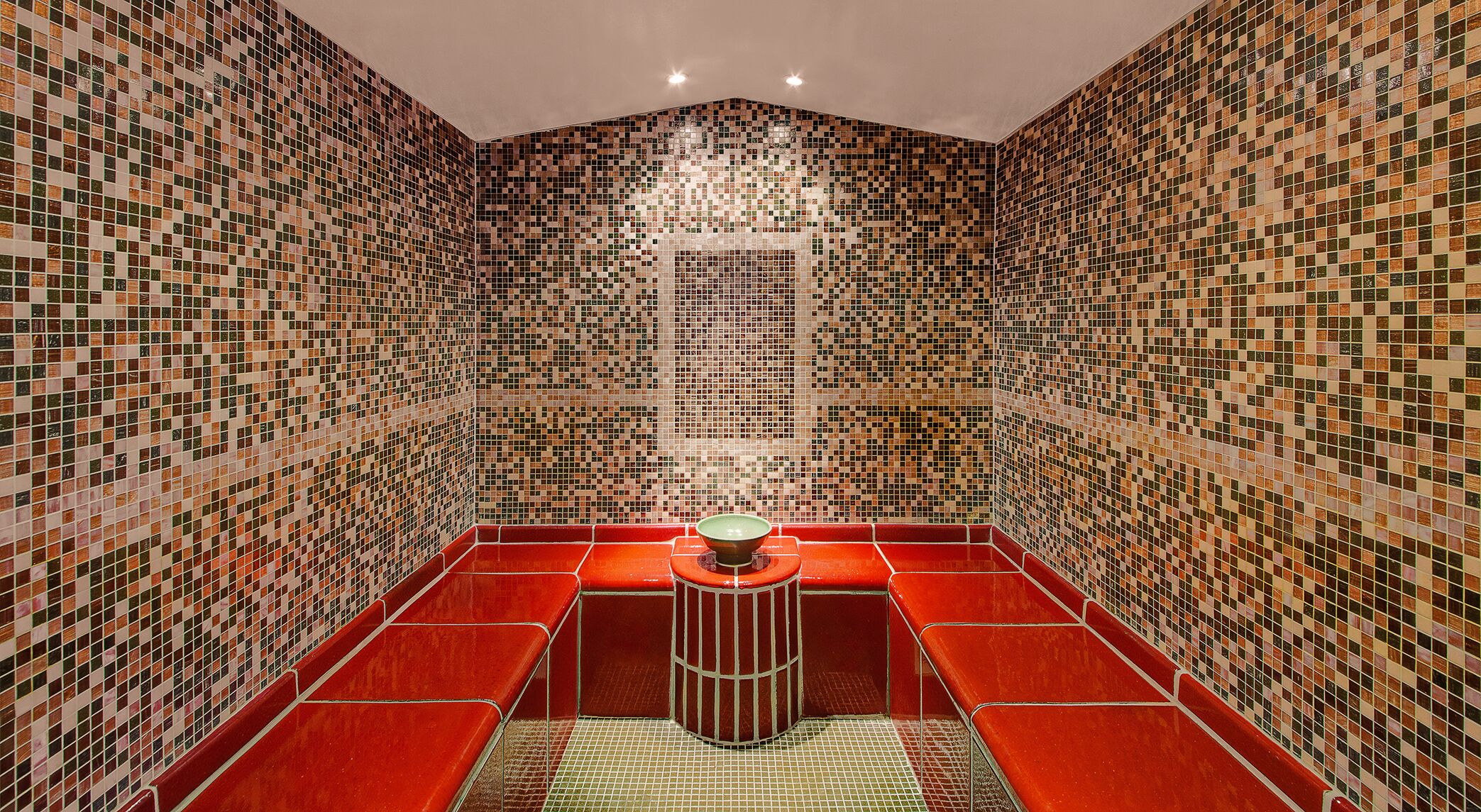 couples treatment room(s), sauna, hot tub, steam room, body treatments