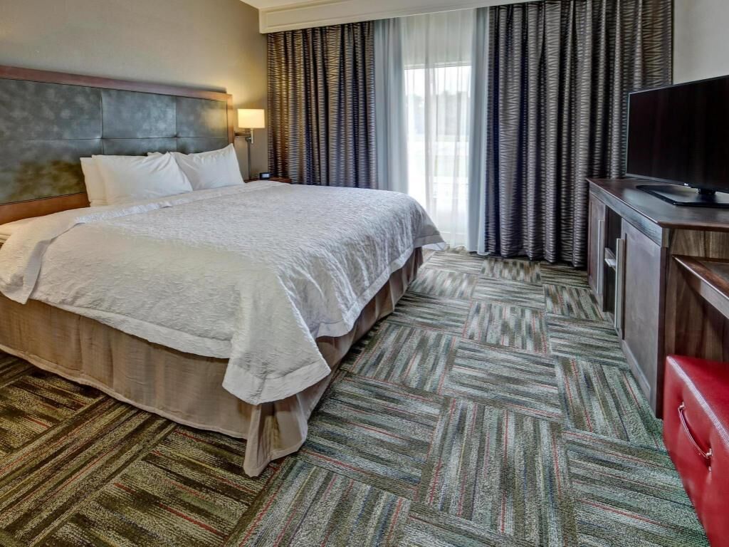 In-room safe, blackout drapes, free cribs/infant beds, rollaway beds