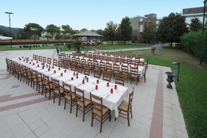 Espace de banquet à l’extérieur