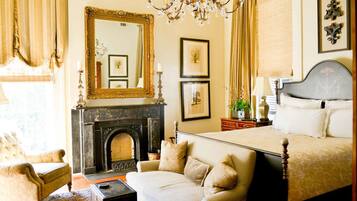 Decoración personalizada, muebles diferentes y escritorio