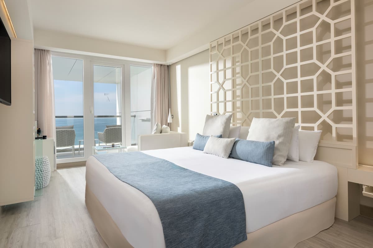 Double Room, Balcony, Partial Sea View (Oh La La The One)