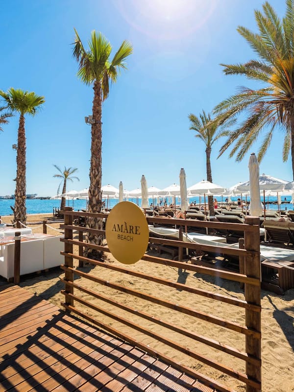 Beach bar