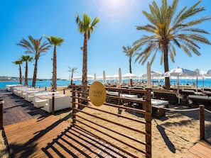 Beach bar