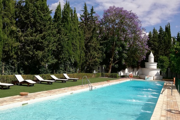 Seasonal outdoor pool, open 9:30 AM to 8:30 PM, sun loungers