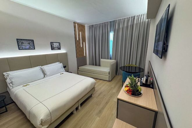 Egyptian cotton sheets, premium bedding, down duvets