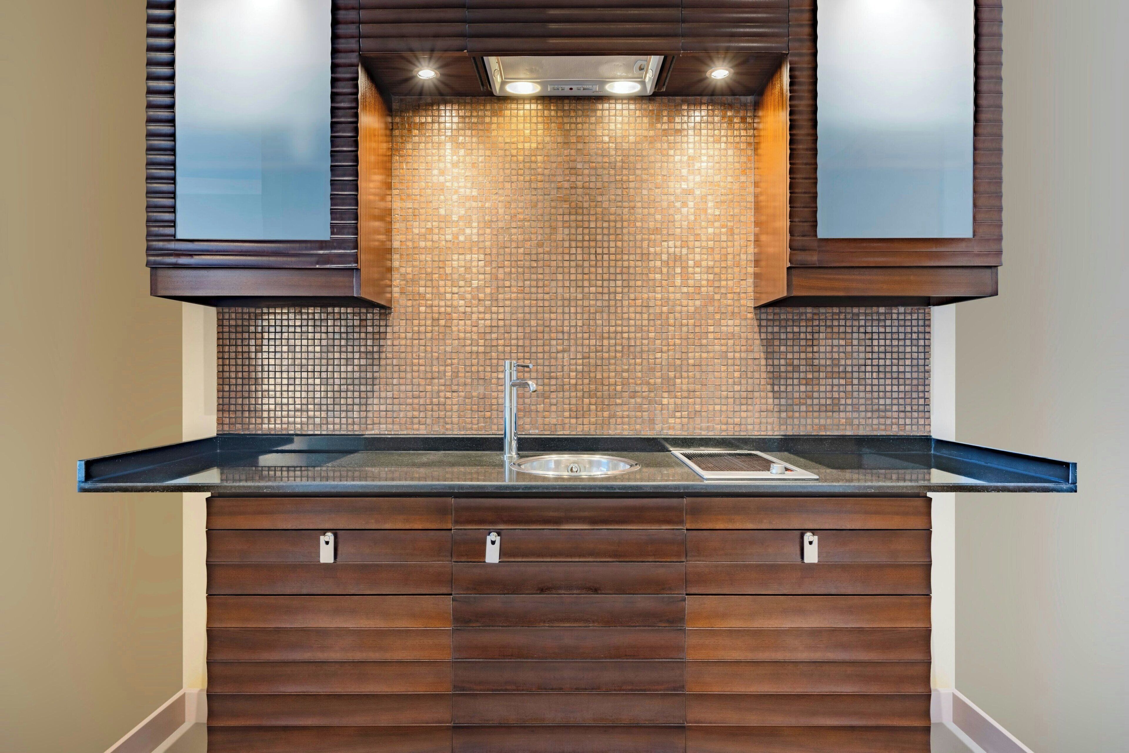 cookware/dishes/utensils