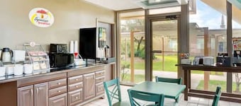 Super 8 by Wyndham St. Augustine