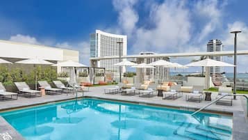 Alberca al aire libre