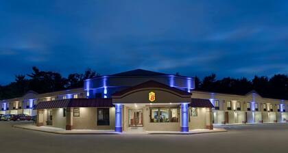 Super 8 by Wyndham West Greenwich/Providence