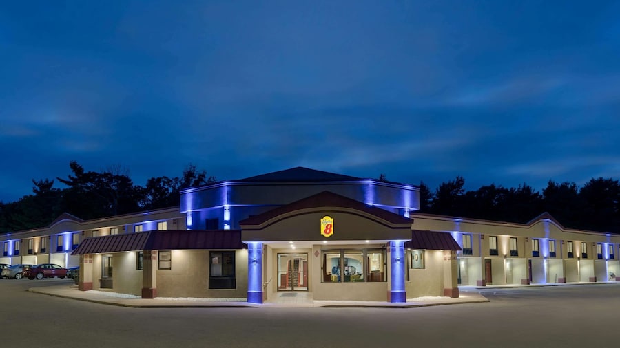 Super 8 by Wyndham West Greenwich/Providence