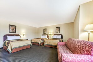 Family Suite, Multiple Beds, Microwave | 1 bedroom, iron/ironing board, free WiFi, bed sheets