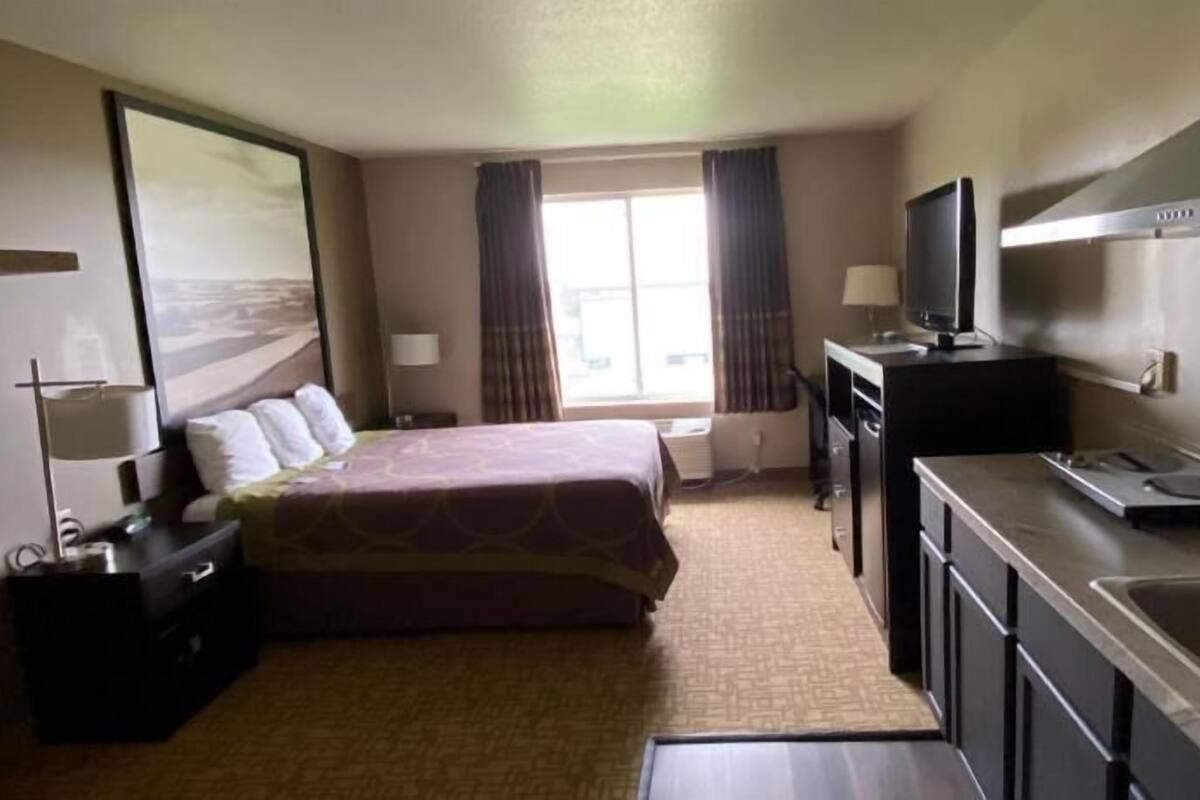 In-room safe, desk, blackout drapes, soundproofing