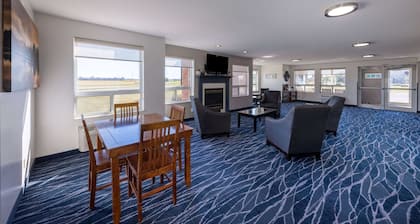 Super 8 by Wyndham Jackson MN
