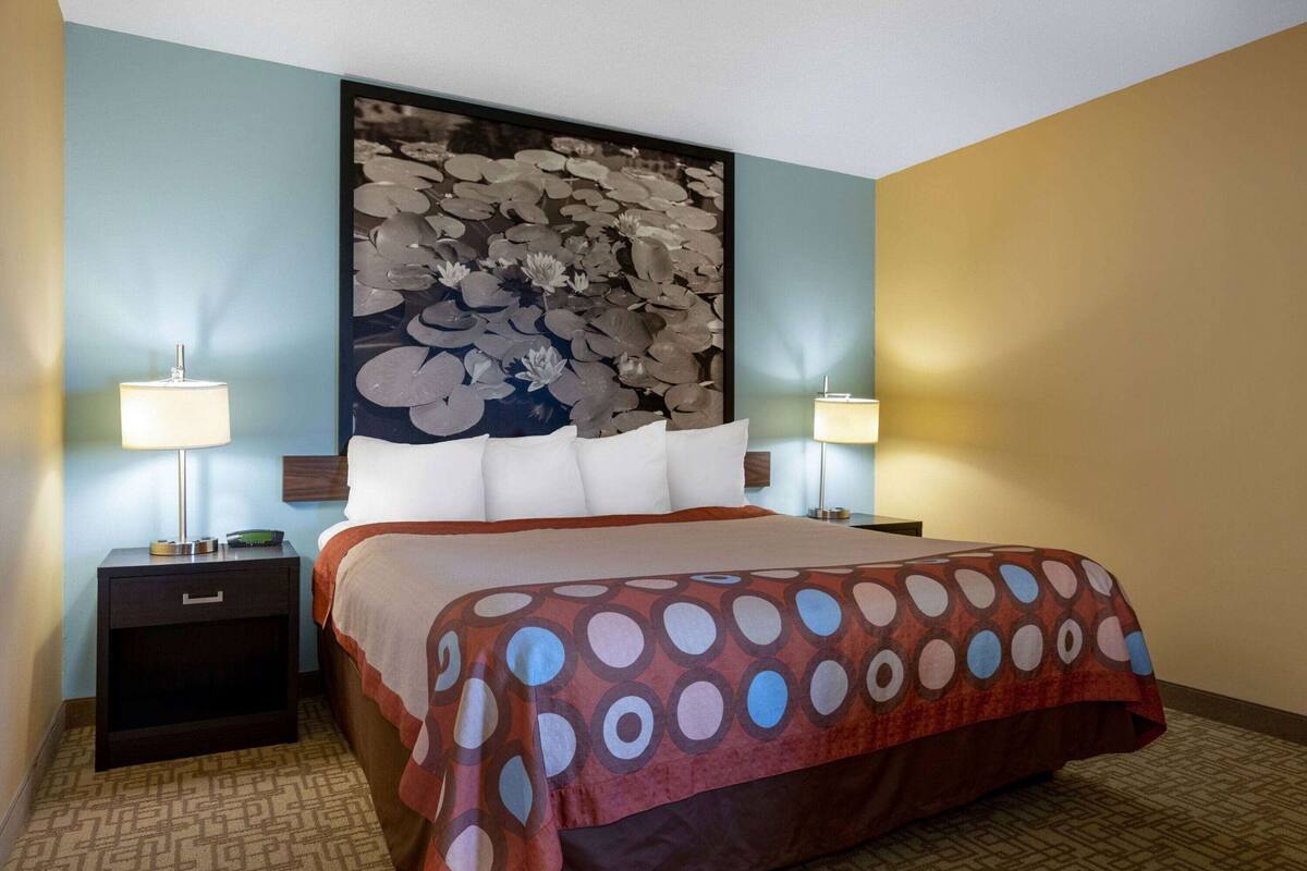 In-room safe, desk, blackout drapes, soundproofing