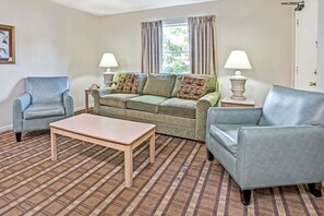 Upgraded, Studio Suite, 2 Double Beds, Non Smoking