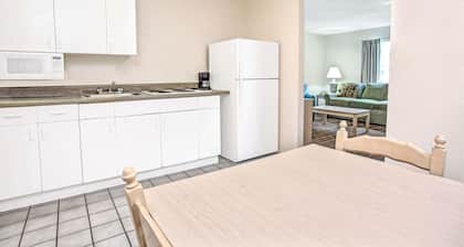 Super 8 by Wyndham Kissimmee