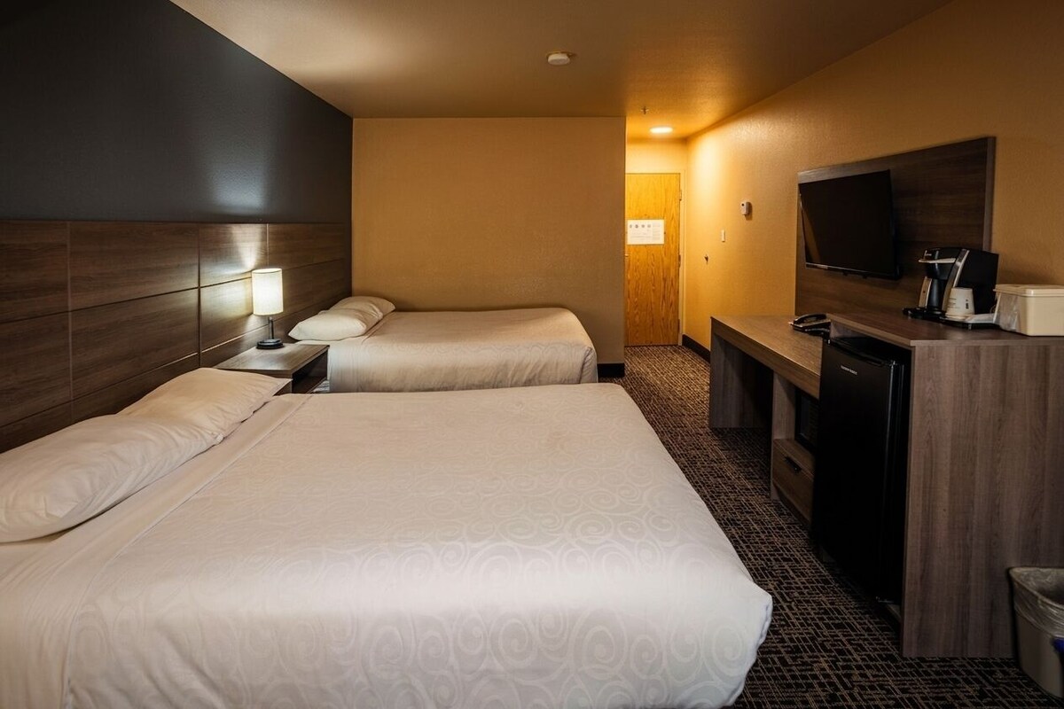 Room, 2 Queen Beds, Non Smoking | Desk, blackout drapes, soundproofing, iron/ironing board (on request)