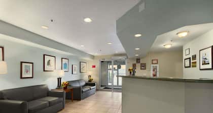 Super 8 by Wyndham Yellowknife