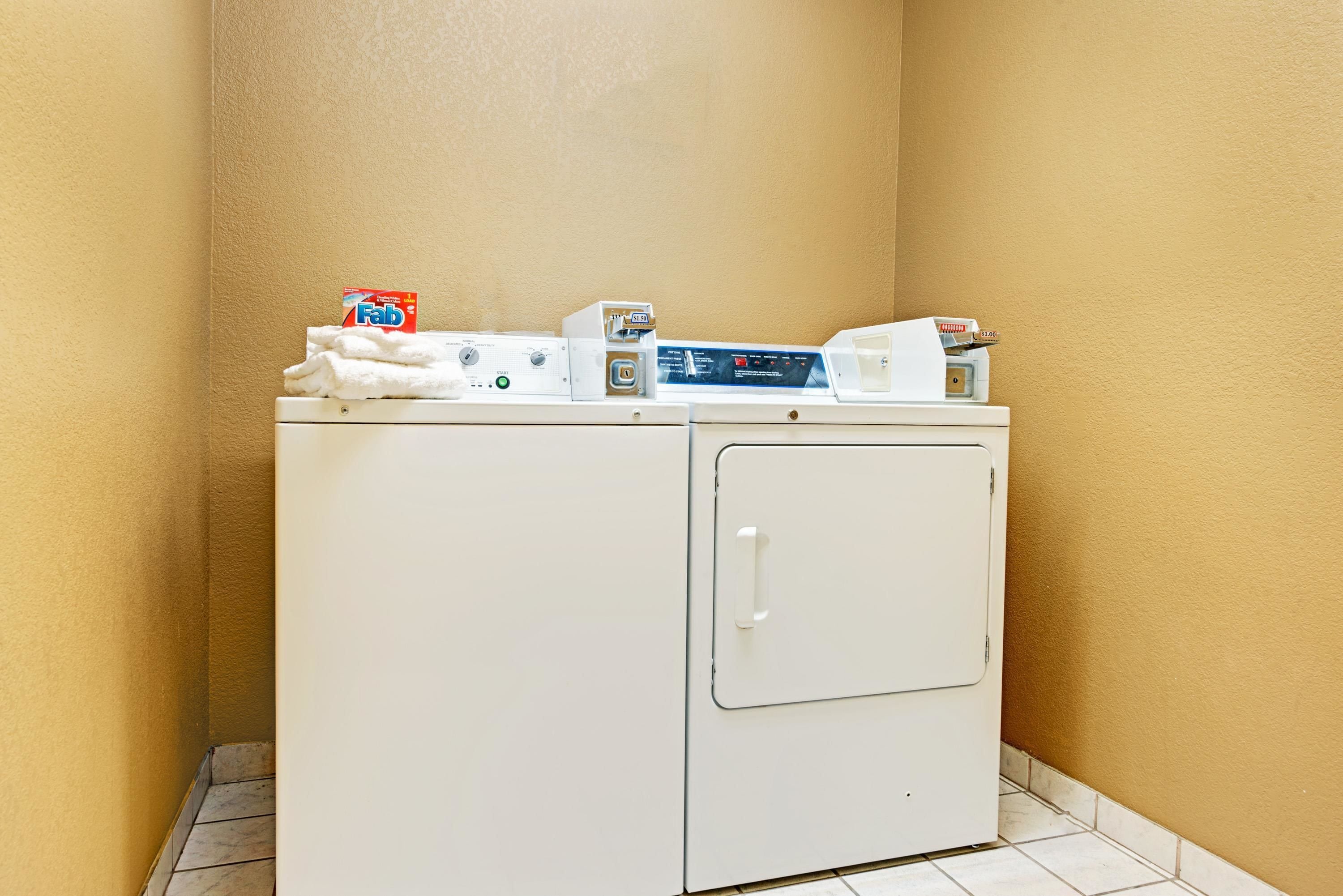 Foto - SureStay Plus by Best Western San Antonio Airport