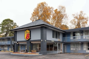 Exterior - Super 8 by Wyndham Black Mountain/Asheville East (Black Mountain)
