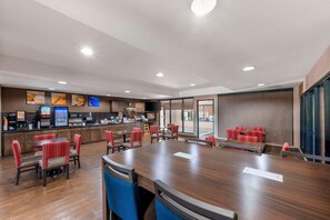 Free buffet breakfast 