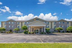 Exterior - Comfort Inn Fremont (Fremont)