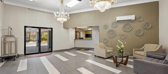 Super 8 by Wyndham Homewood Birmingham Area