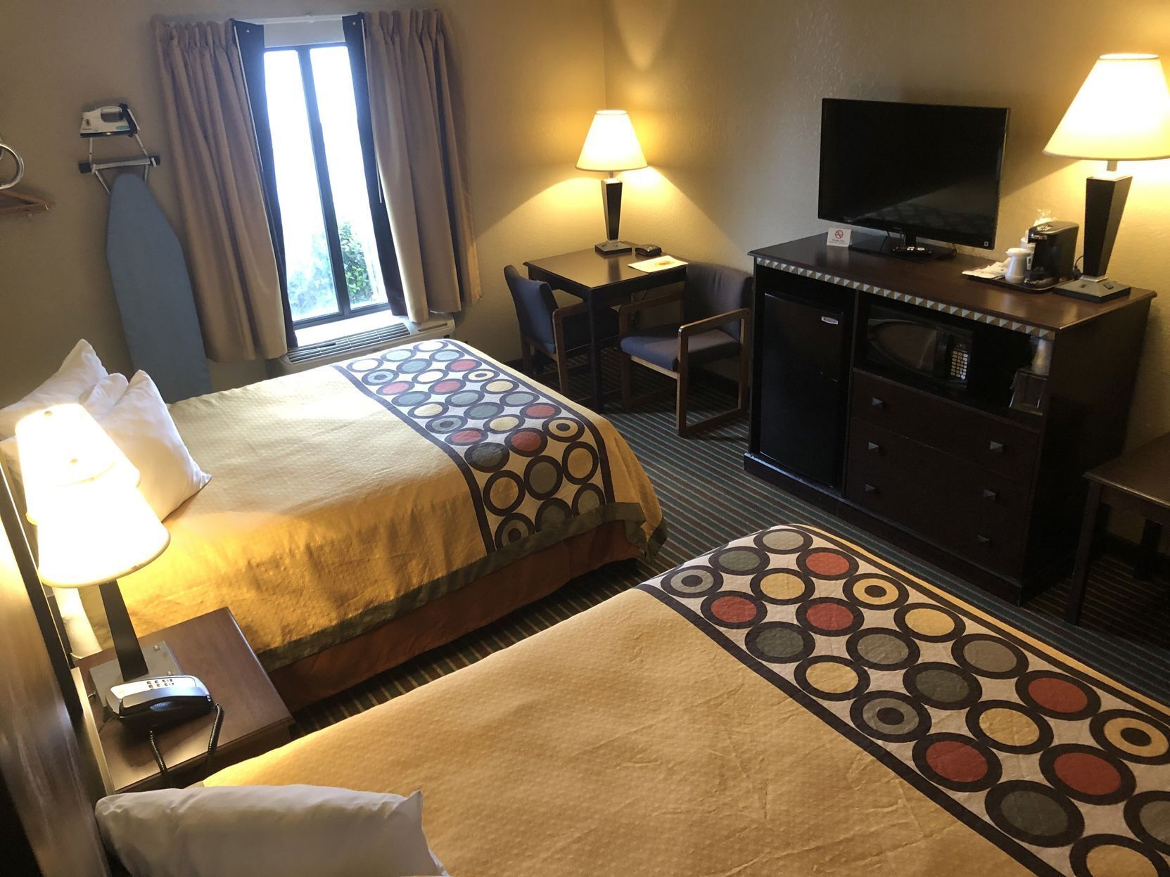 Desk, laptop workspace, iron/ironing board, free internet