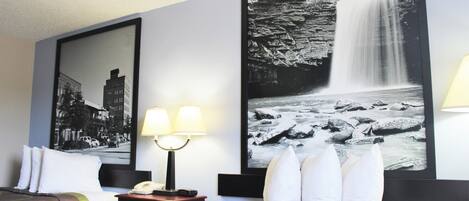 Egyptian cotton sheets, premium bedding, soundproofing