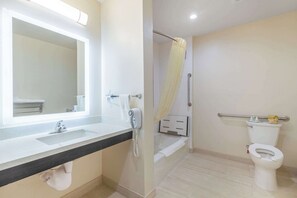Kamar, 1 Tempat Tidur King, akses difabel, Bebas Asap Rokok | Meja kerja, tirai kedap cahaya, setrika/meja setrika, dan Wi-Fi gratis