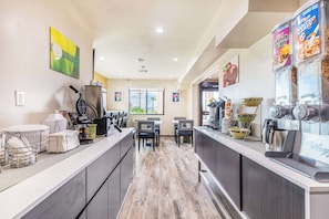 Free daily continental breakfast