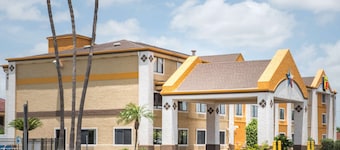 Super 8 by Wyndham Harlingen TX