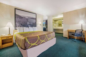 Family Studio Suite, 1 King Bed, Non Smoking, Fireplace | Laptop workspace, free cribs/infant beds, free WiFi, bed sheets