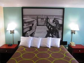 Iron/ironing board, free cots/infant beds, rollaway beds, free WiFi - Super 8 by Wyndham Ft Walton Beach (Fort Walton Beach)