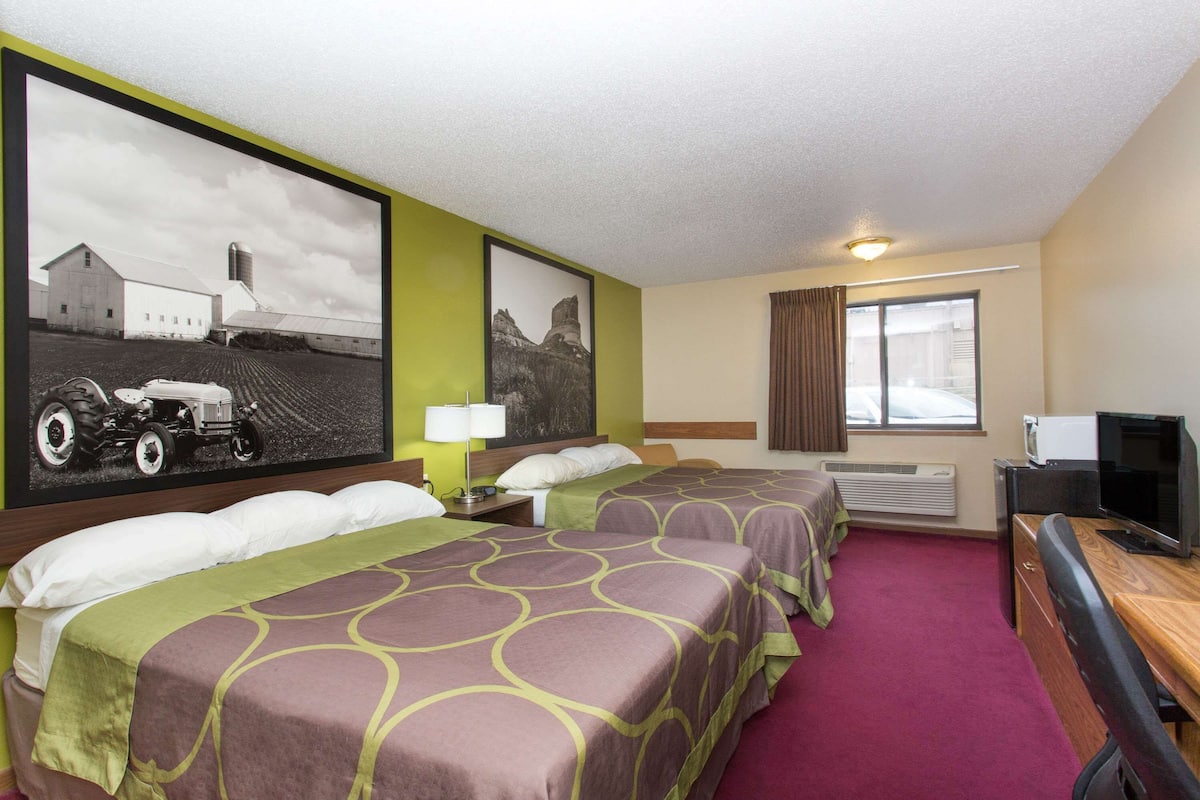 Standard Room, 2 Queen Beds, Non Smoking | Desk, iron/ironing board, free WiFi, bed sheets