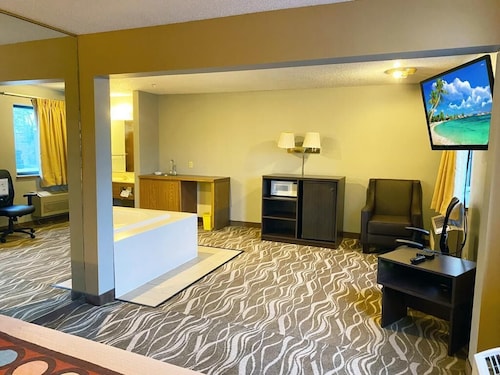 Super 8 by Wyndham Chadron NE