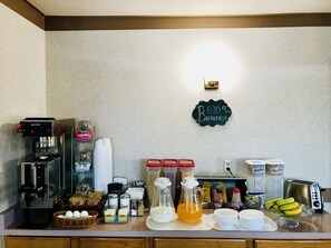 Petit déjeuner continental compris tous les jours