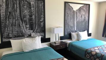 办公桌、熨斗/熨衣板、免费 WiFi、床单