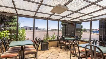 包含每日欧式早餐