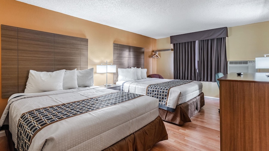 Rodeway Inn Farmington