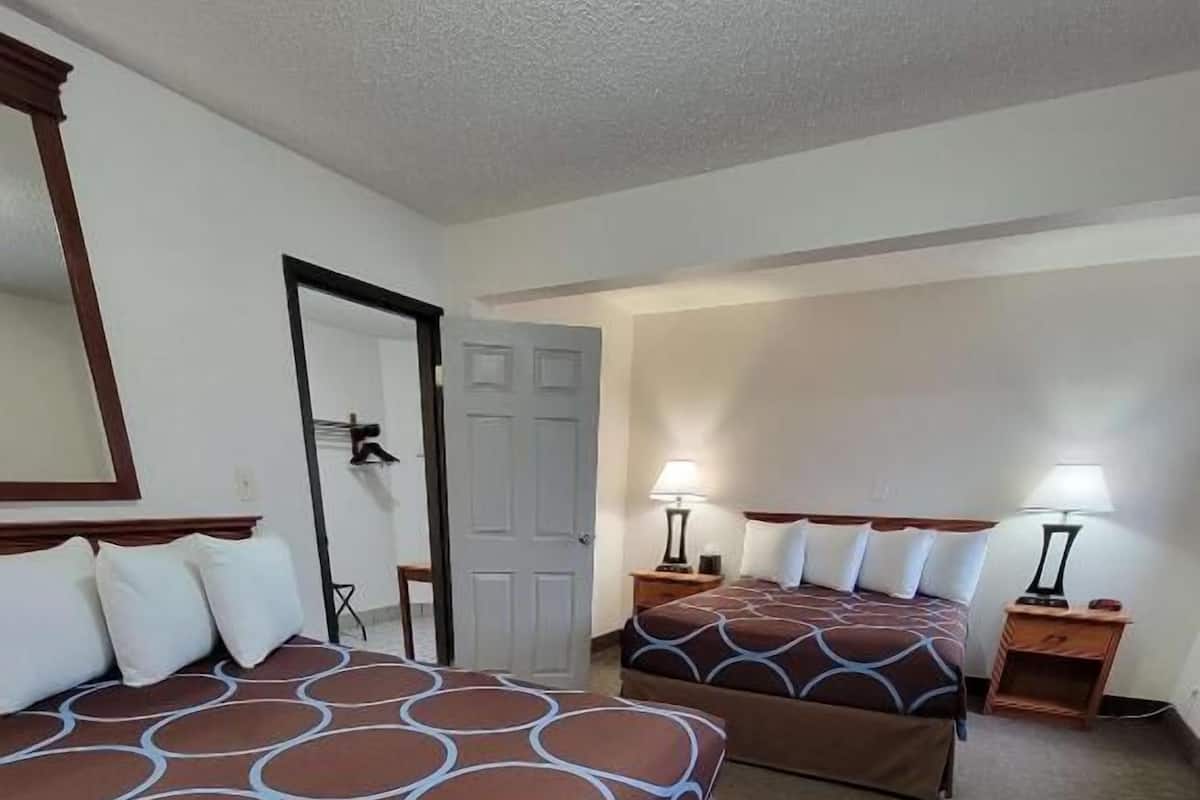 Desk, blackout drapes, iron/ironing board, free WiFi